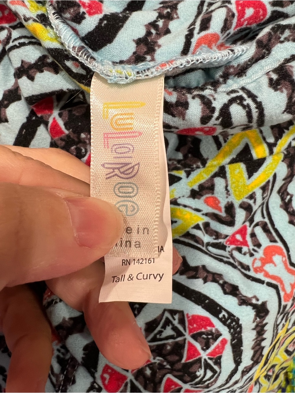 Lularoe leggings tall & curvy - Picture 2 of 4